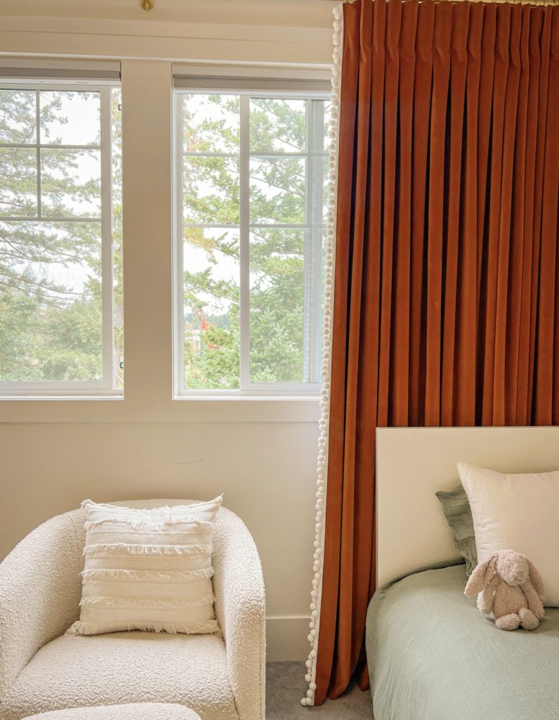 Curtain and windows