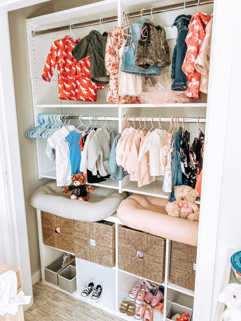 Hanging closet