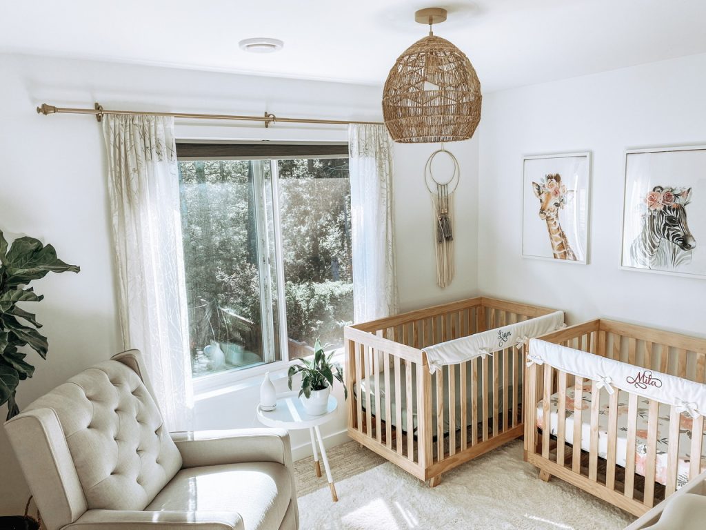 the room for twin after decorate